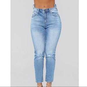 Fashion Nova Jeans Size 1